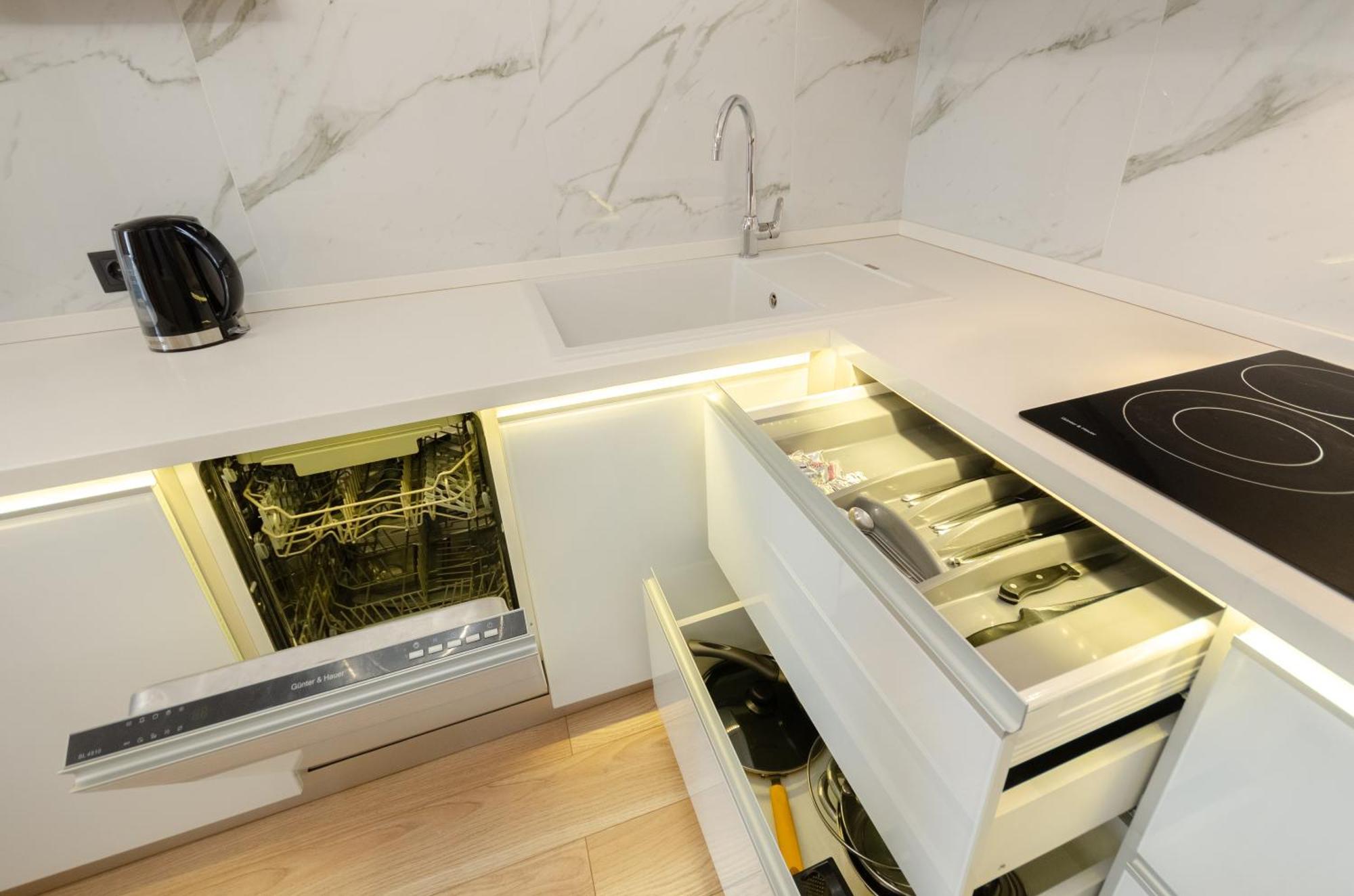 Petrovdom Apartments 267-373 In Rc Central Park, 7 John Mccain Street Kijev Kültér fotó