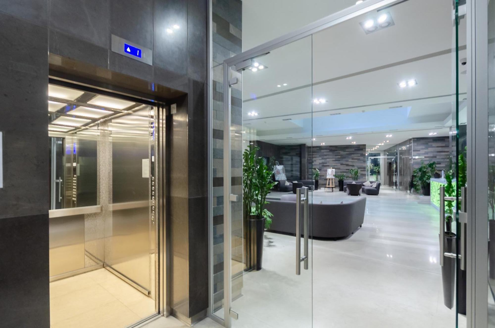 Petrovdom Apartments 267-373 In Rc Central Park, 7 John Mccain Street Kijev Kültér fotó